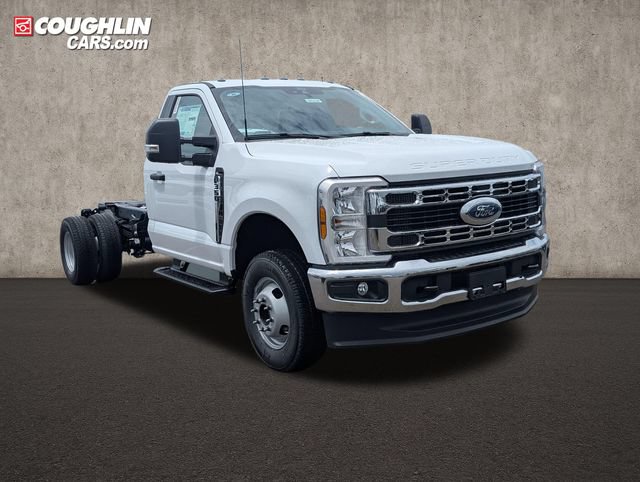 New 2026 Ford F350 XL w/ XL Chrome Package