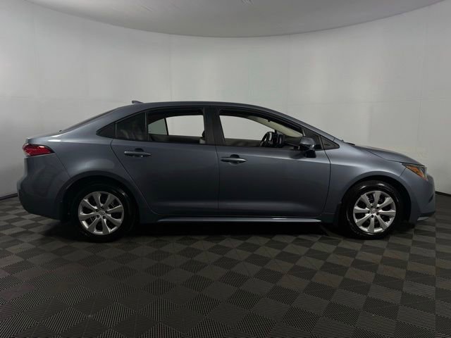 Used 2025 Toyota Corolla LE image 10