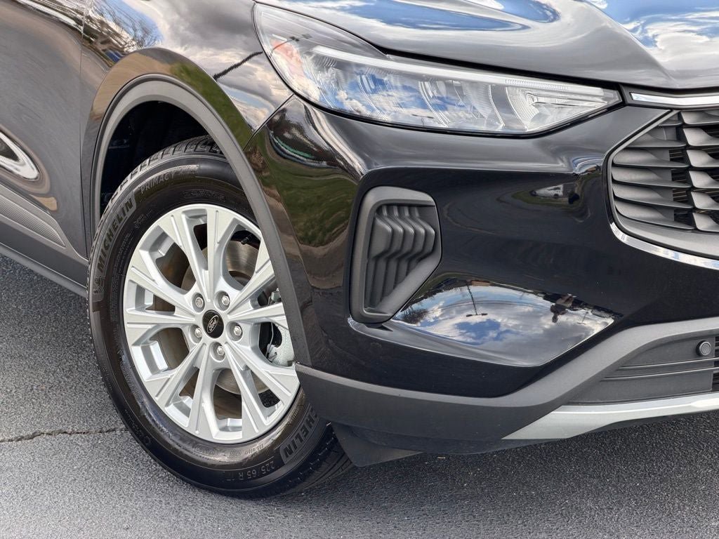 Certified 2023 Ford Escape Active image 10