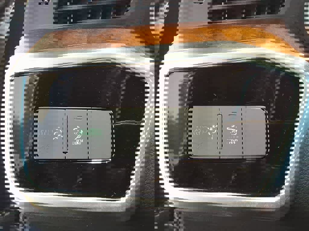 Used 2023 Audi A6 Premium Plus w/ Premium Plus Package image 11