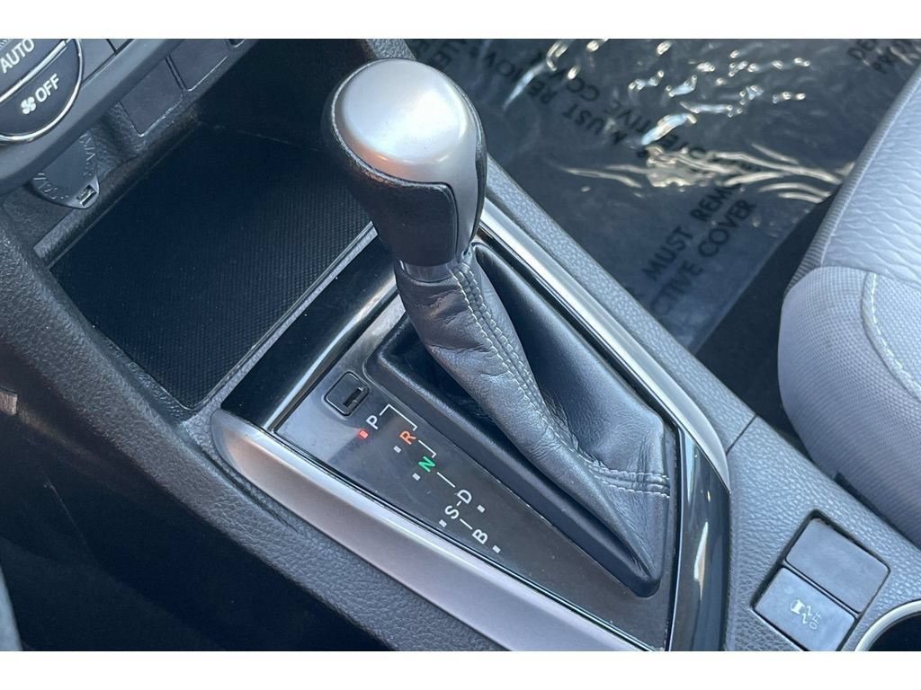 Used 2015 Toyota Corolla LE w/ Protection Package FWD image 31