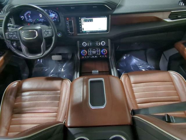 Used 2024 GMC Yukon Denali Ultimate AWD/4WD image 21