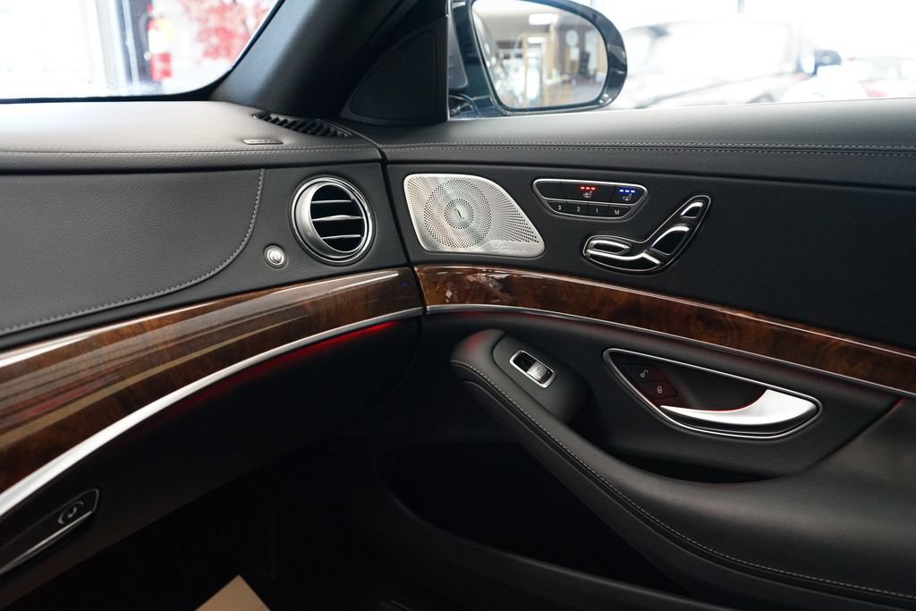 Used 2015 Mercedes-Benz S 550 4MATIC Sedan image 41