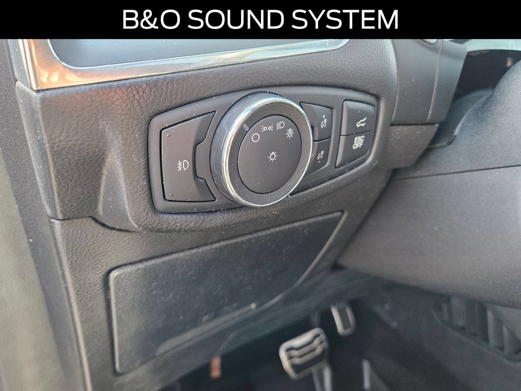 Certified 2019 Ford Edge ST w/ Equipment Group 401A AWD/4WD image 24
