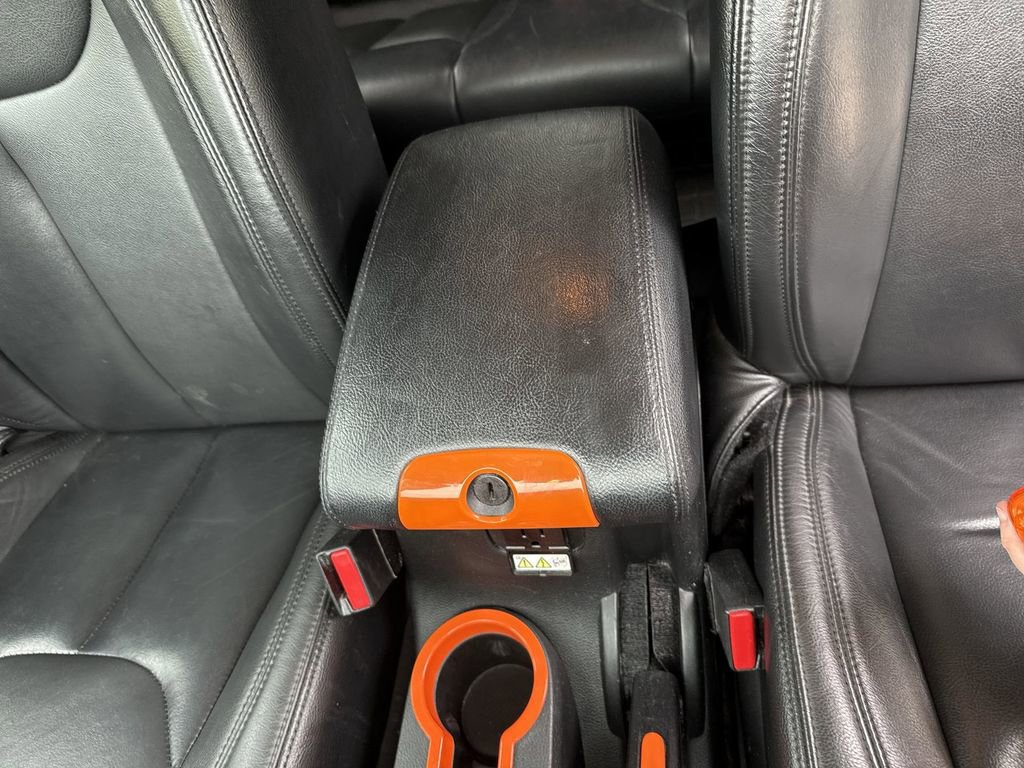 Used 2017 Jeep Wrangler Sahara AWD/4WD image 19