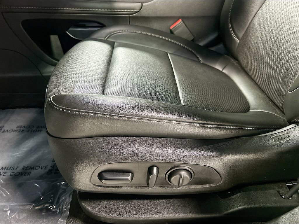 Used 2021 GMC Acadia SLT w/ Elevation Edition image 20