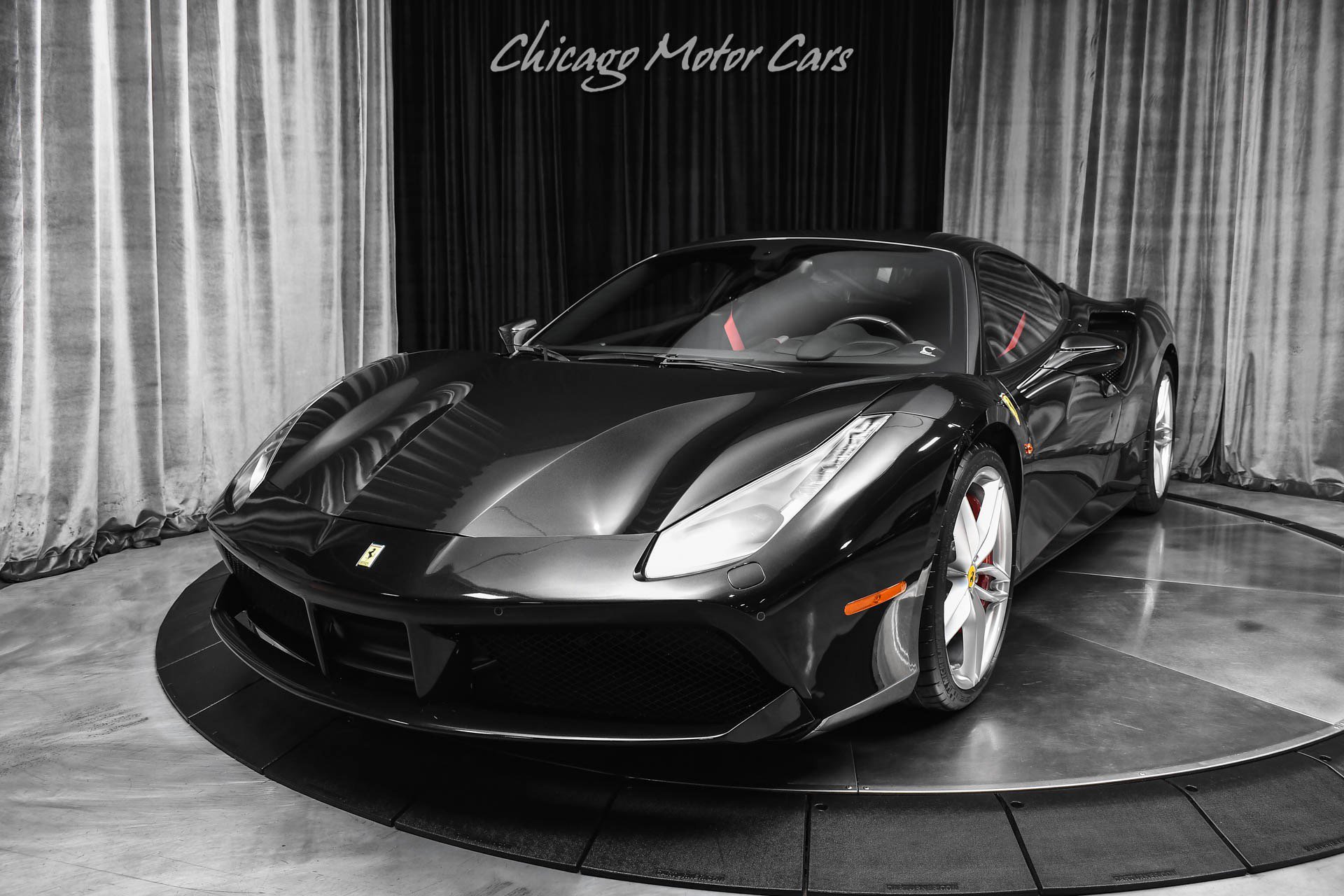 Used 2018 Ferrari 488 GTB RWD image 2