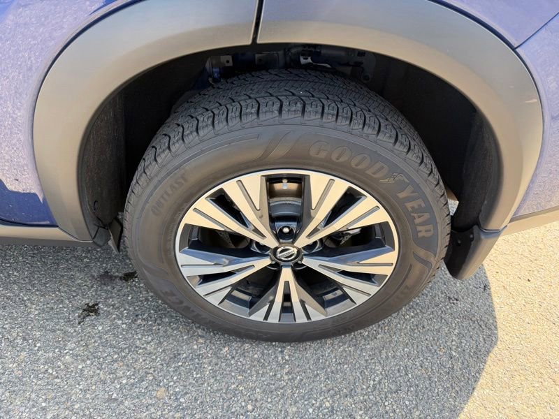 Used 2021 Nissan Rogue SV AWD/4WD image 19