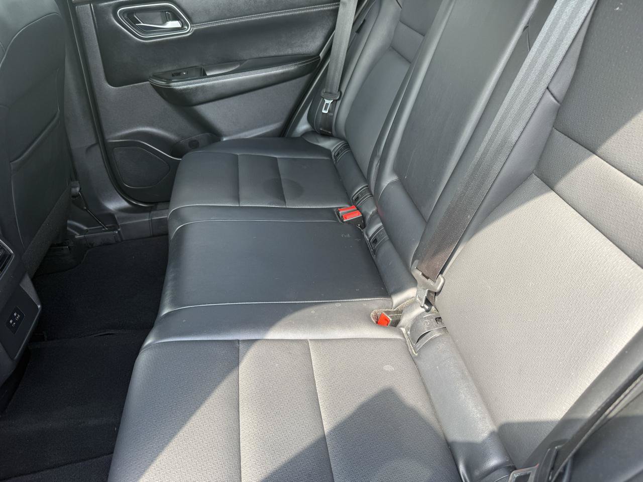 Used 2021 Nissan Rogue SV w/ Premium Package AWD/4WD image 10