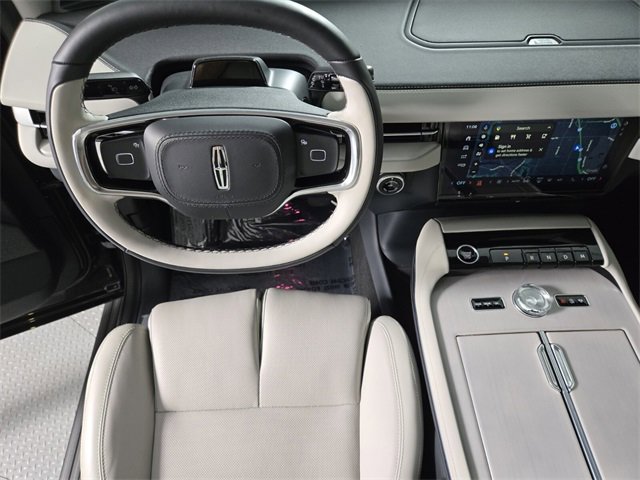 New 2026 Lincoln Navigator L Reserve w/ Jet Appearance Package image 17