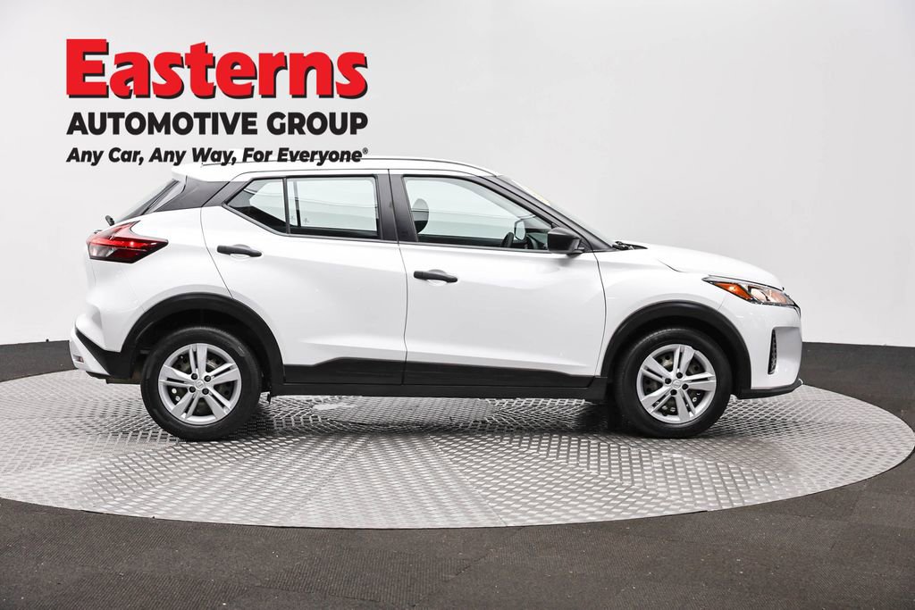 Used 2024 Nissan Kicks S FWD image 4