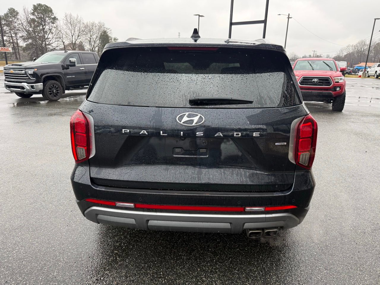 Used 2024 Hyundai Palisade Limited image 6