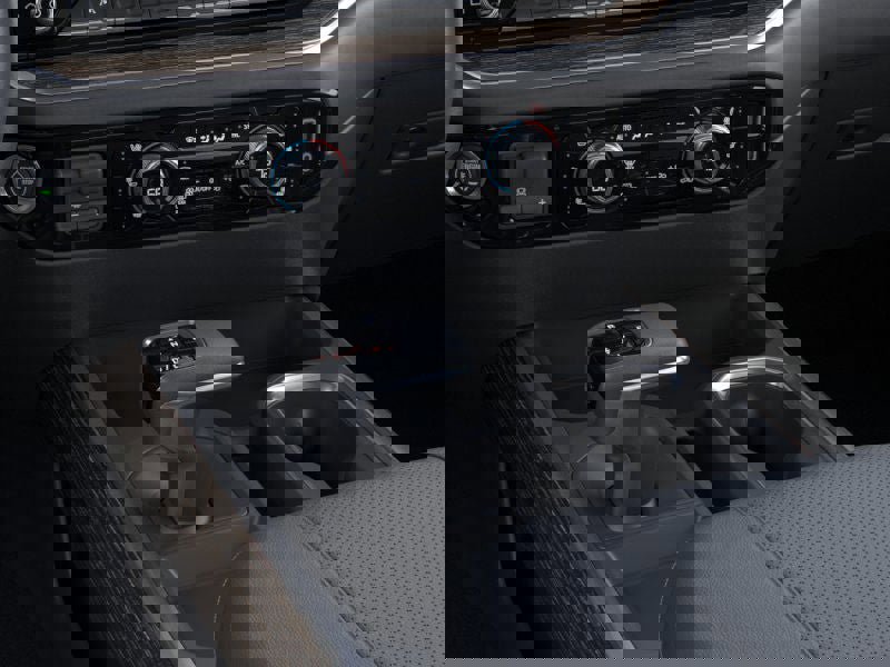 New 2026 GMC Sierra 1500 SLT w/ SLT Premium Plus Package image 25