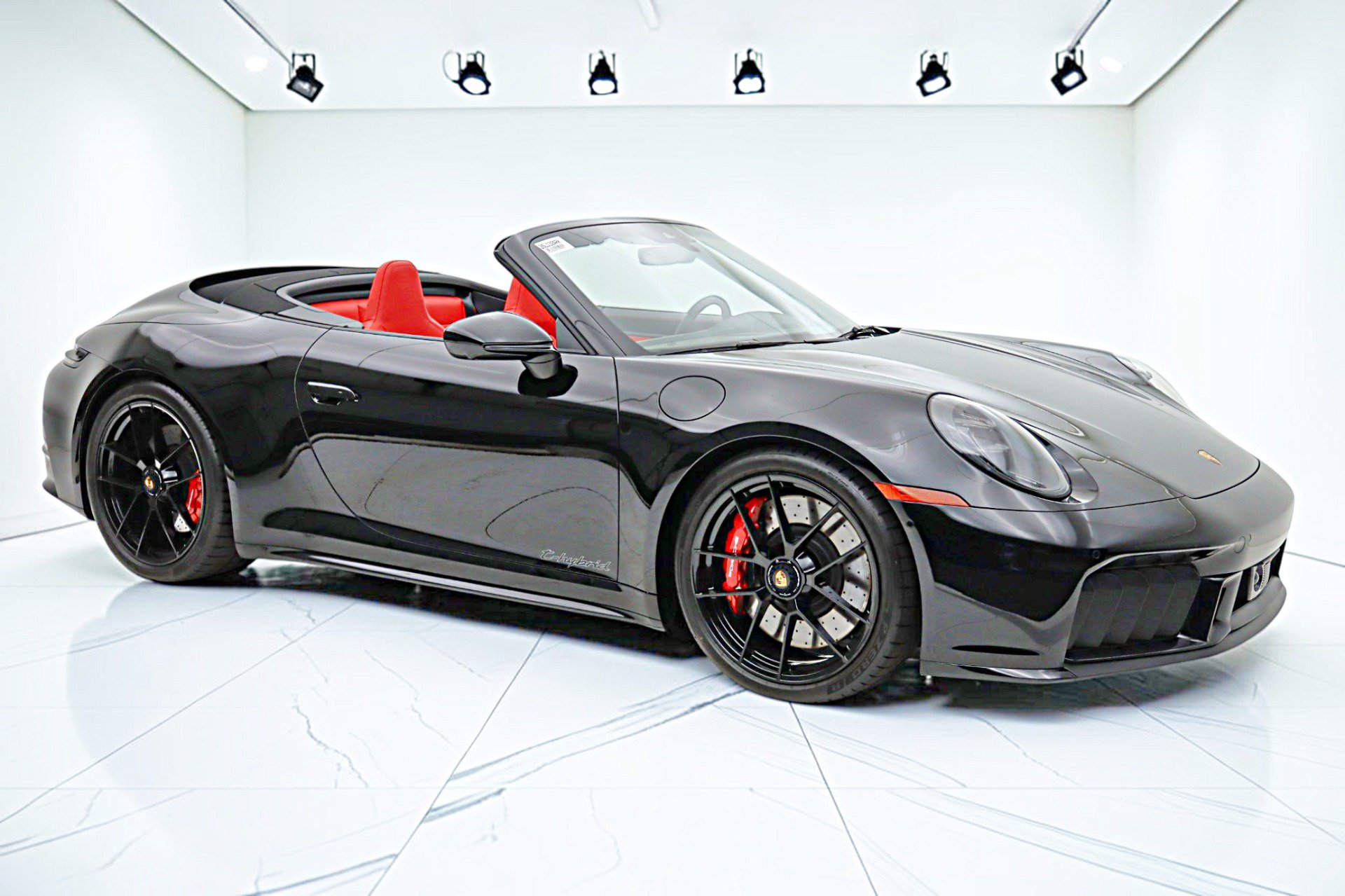 Used 2026 Porsche 911 Carrera 4 GTS AWD/4WD image 16