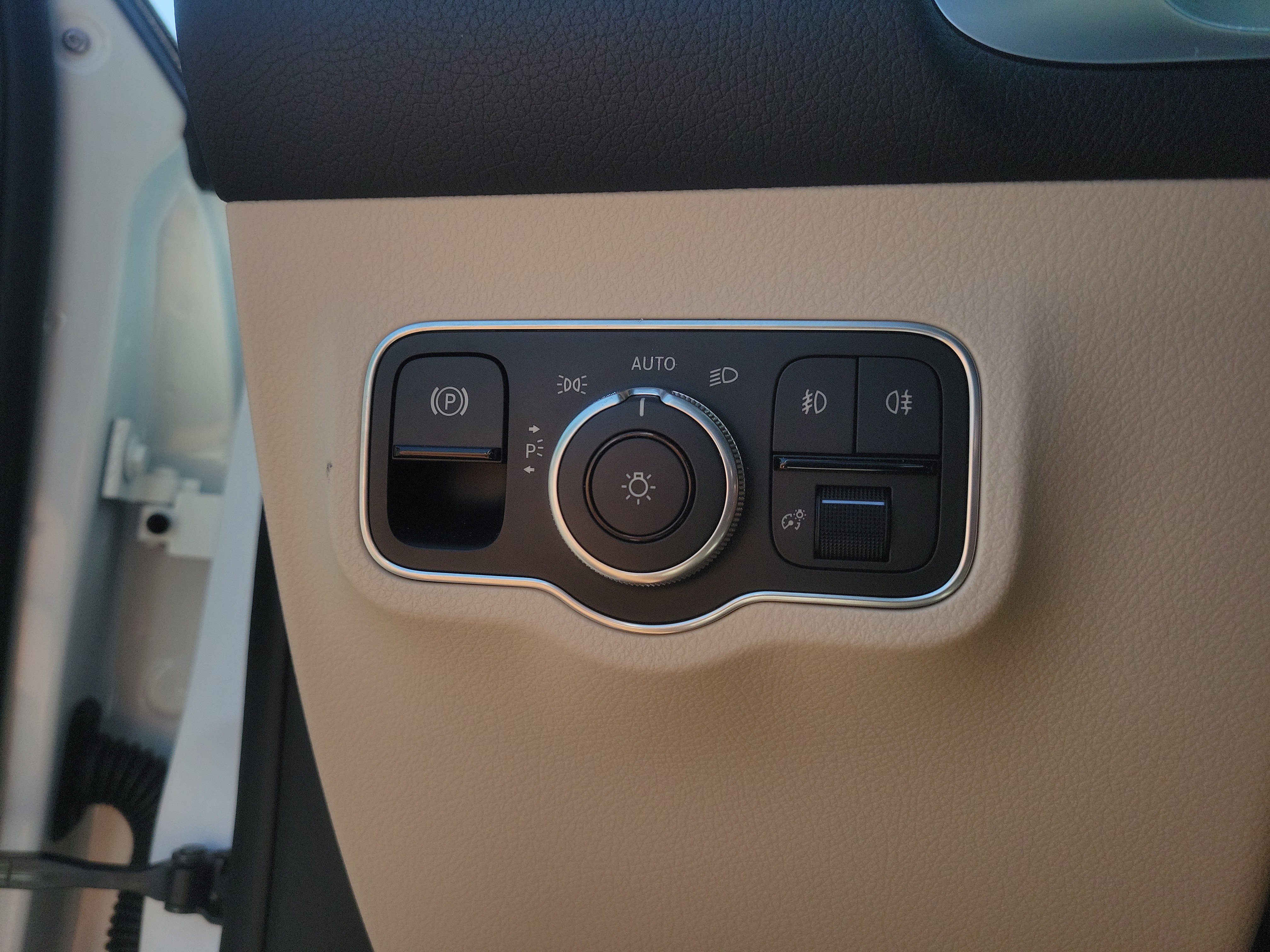 Certified 2026 Mercedes-Benz GLB 250 GLB 250 image 23