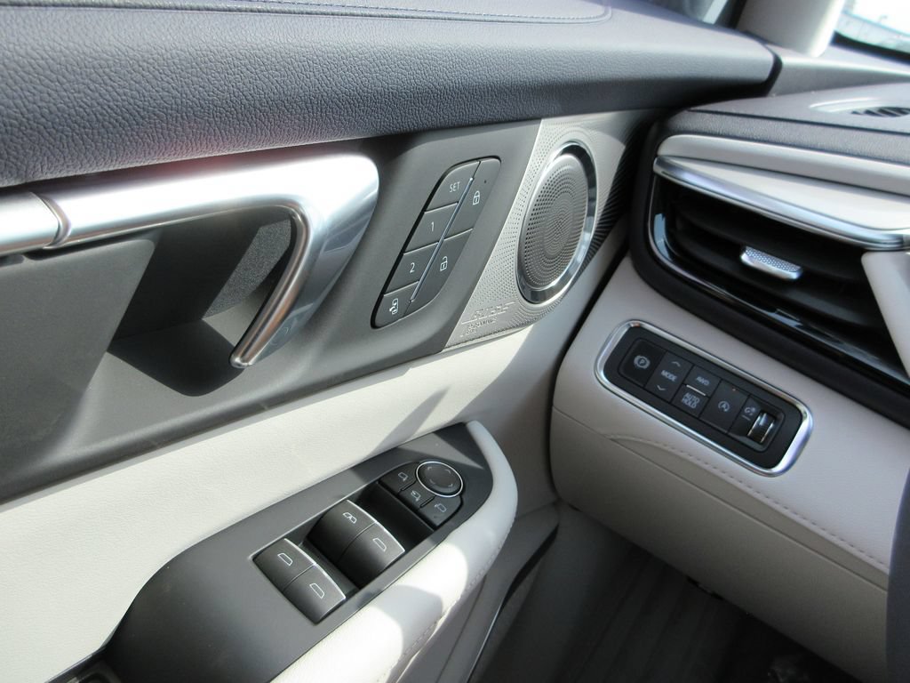New 2027 Buick Enclave Avenir AWD/4WD image 16