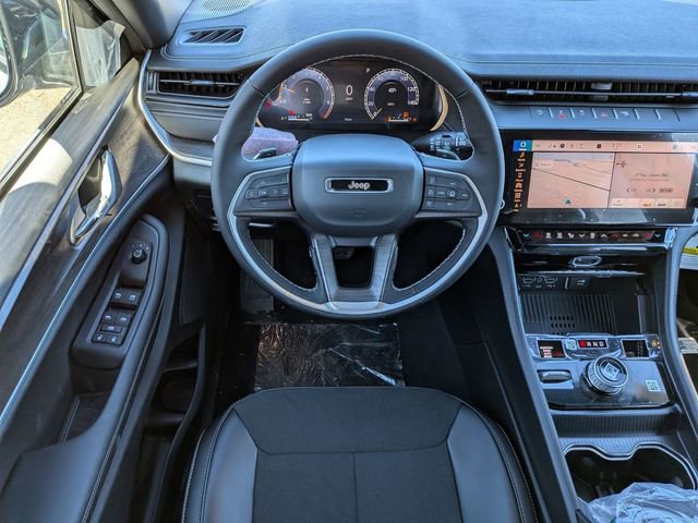 New 2026 Jeep Grand Cherokee Laredo AWD/4WD image 15
