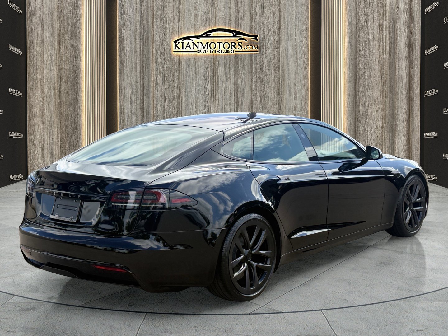 Used 2023 Tesla Model S AWD/4WD image 11