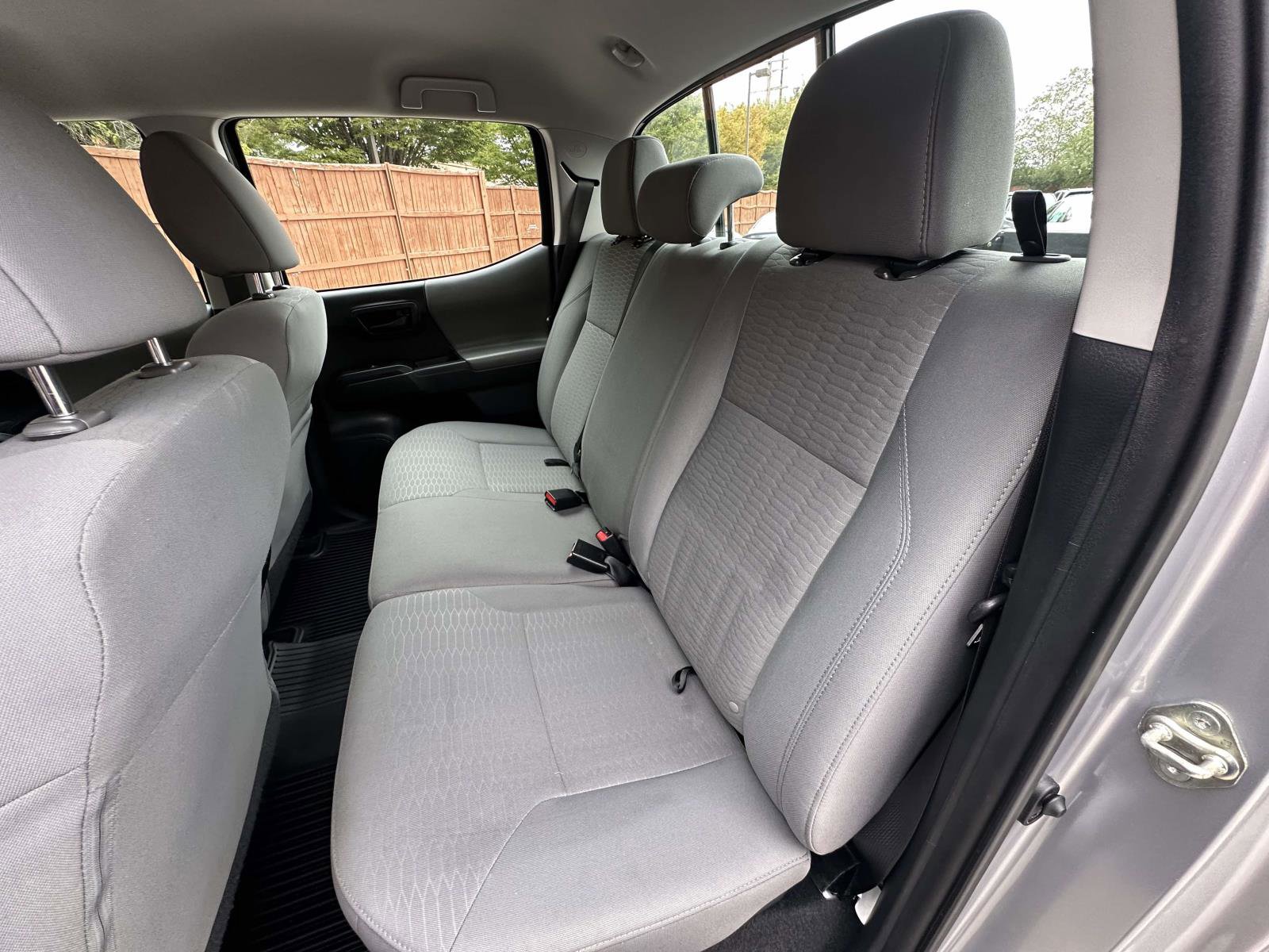 Used 2018 Toyota Tacoma SR image 17