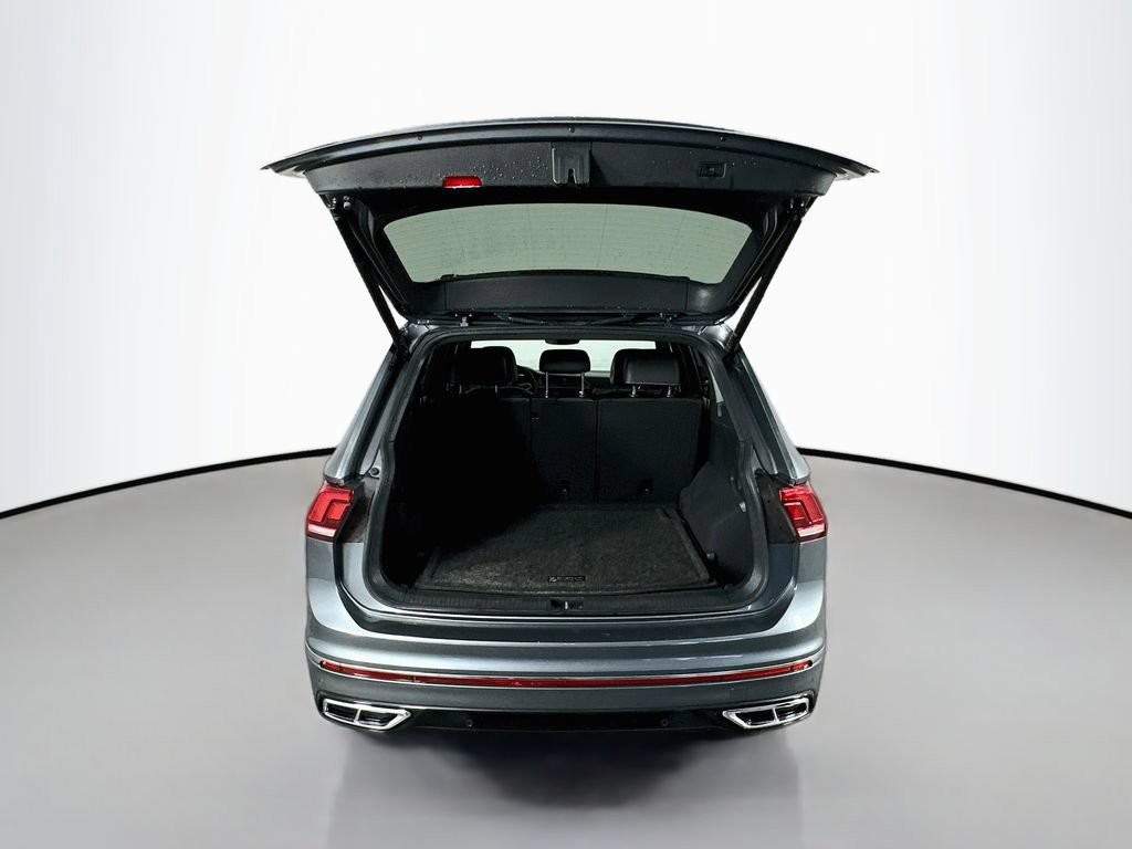 Used 2022 Volkswagen Tiguan SEL R-Line AWD/4WD image 29