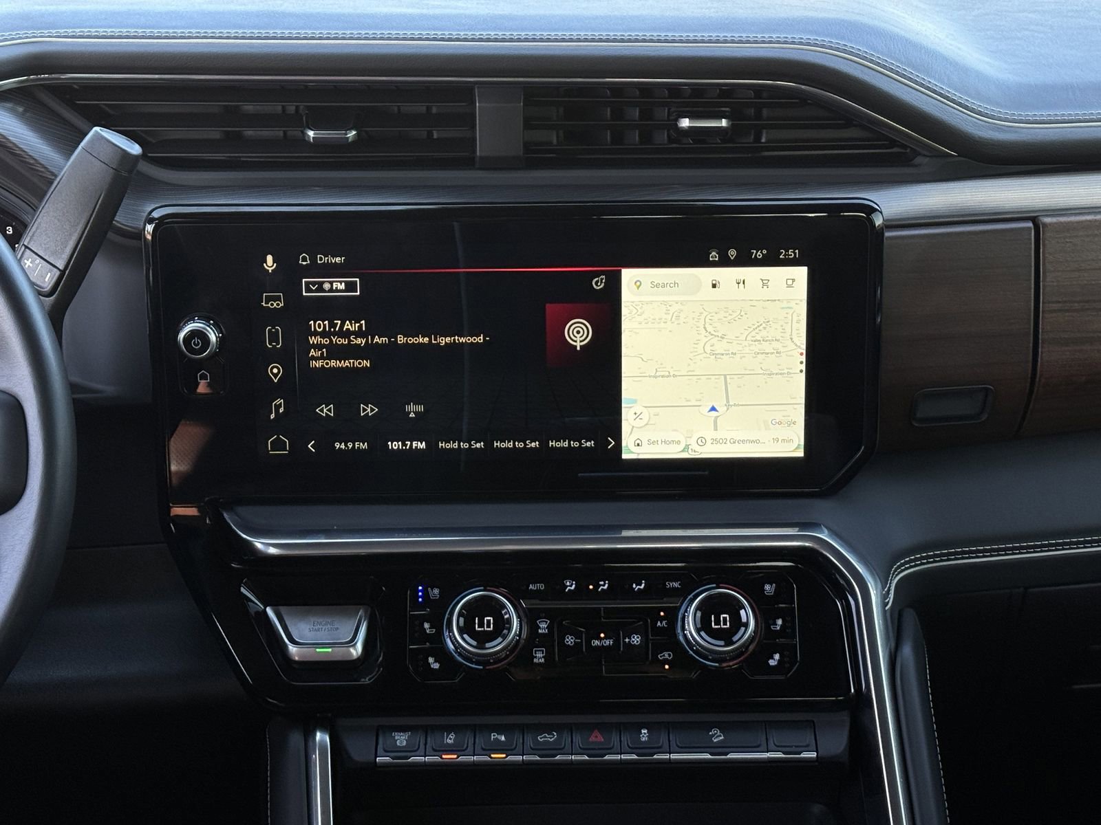 Used 2025 GMC Sierra 2500 Denali Ultimate image 18