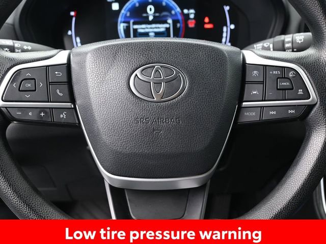 Certified 2025 Toyota Grand Highlander AWD image 14