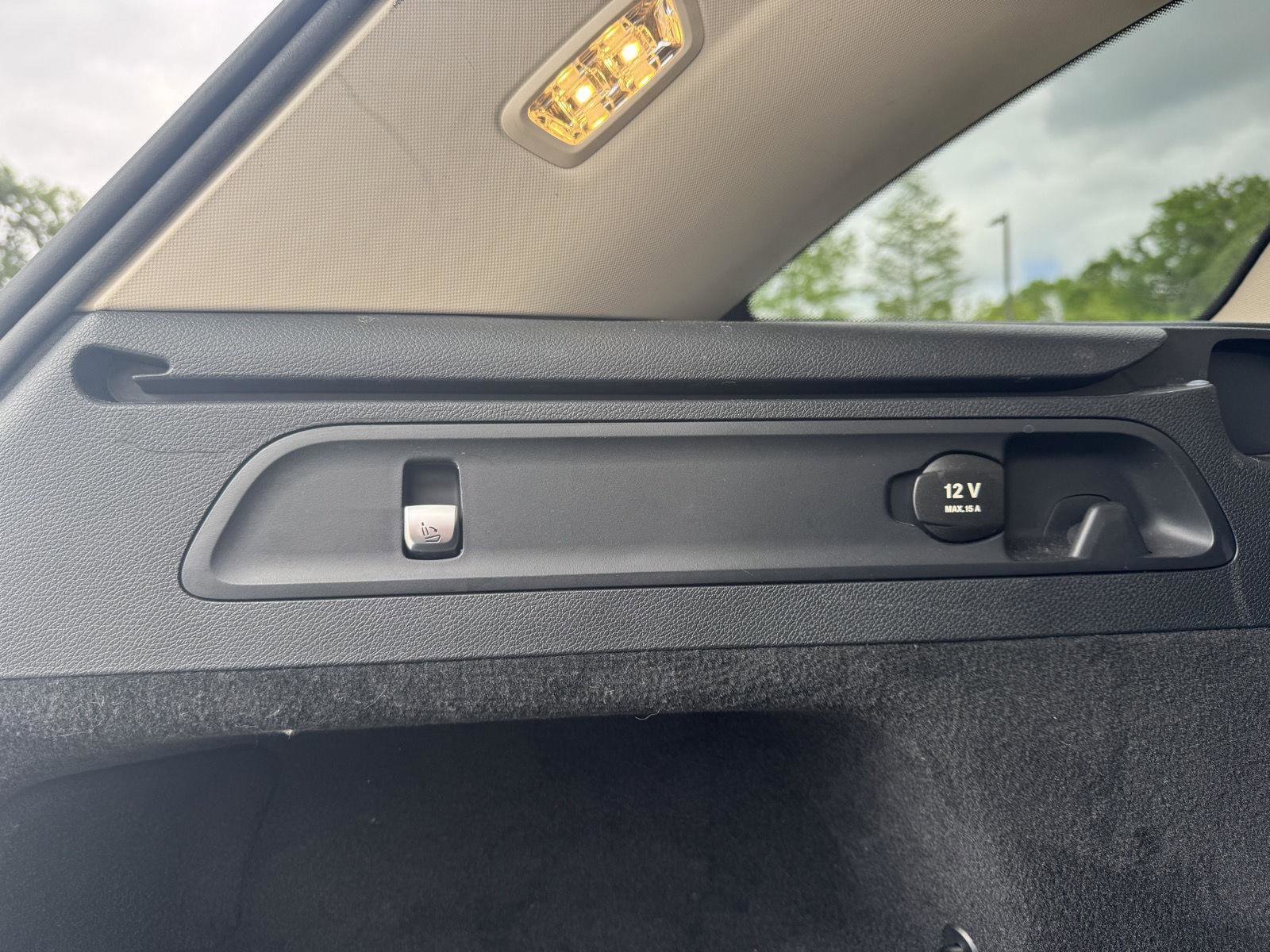 Used 2019 Mercedes-Benz GLC 300 image 25