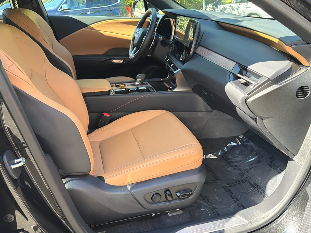 Used 2025 Lexus RX 350 Premium AWD/4WD image 12
