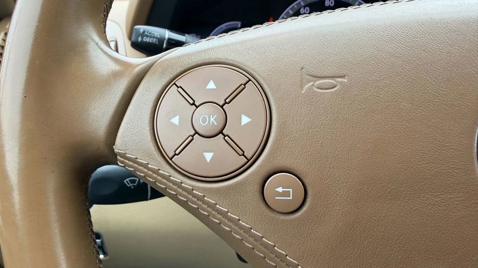 Used 2012 Mercedes-Benz S 550 image 32