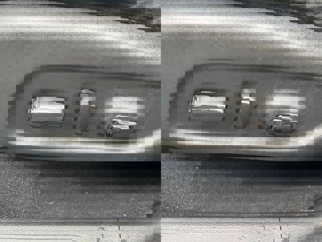 Used 2017 Nissan Murano SV image 19