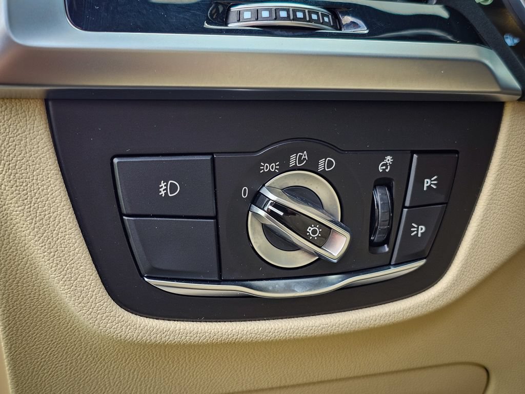 Used 2019 BMW X3 xDrive30i w/ Convenience Package AWD/4WD image 15