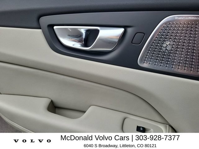 New 2026 Volvo XC60 T8 Ultra w/ Protection Package Premier AWD/4WD image 15