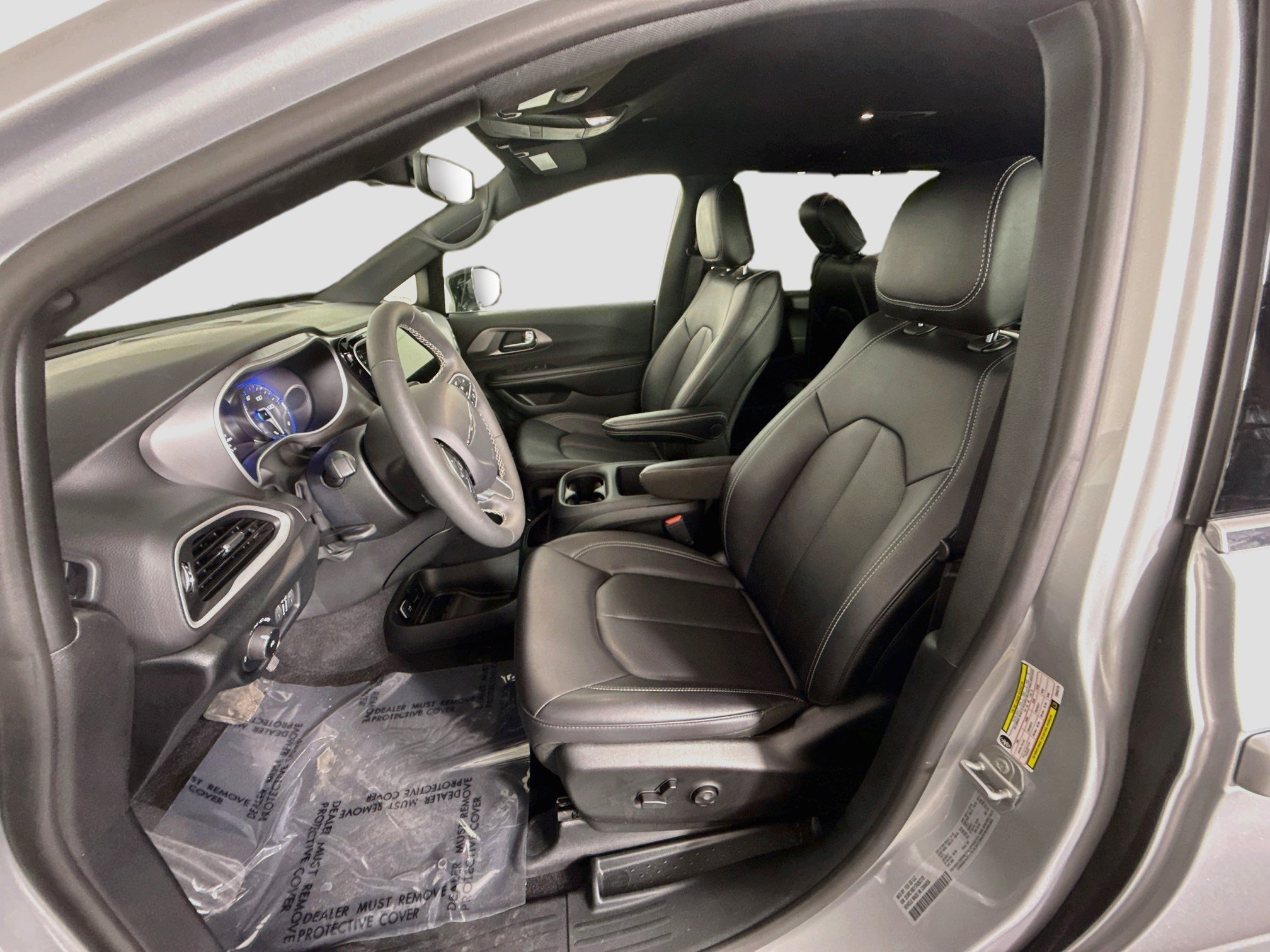 Used 2026 Chrysler Pacifica Select FWD image 22