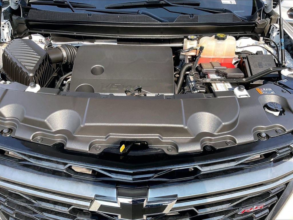 Used 2023 Chevrolet Traverse RS w/ LPO, Floor Liner Package AWD/4WD image 31