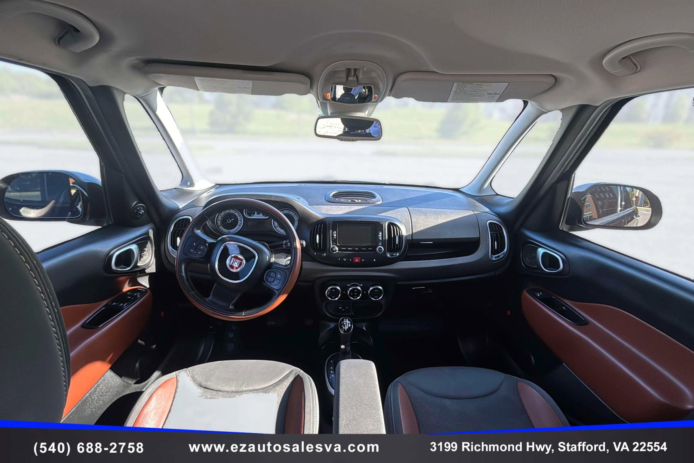 Used 2014 FIAT 500L Trekking w/ Popular Equipment Group image 15