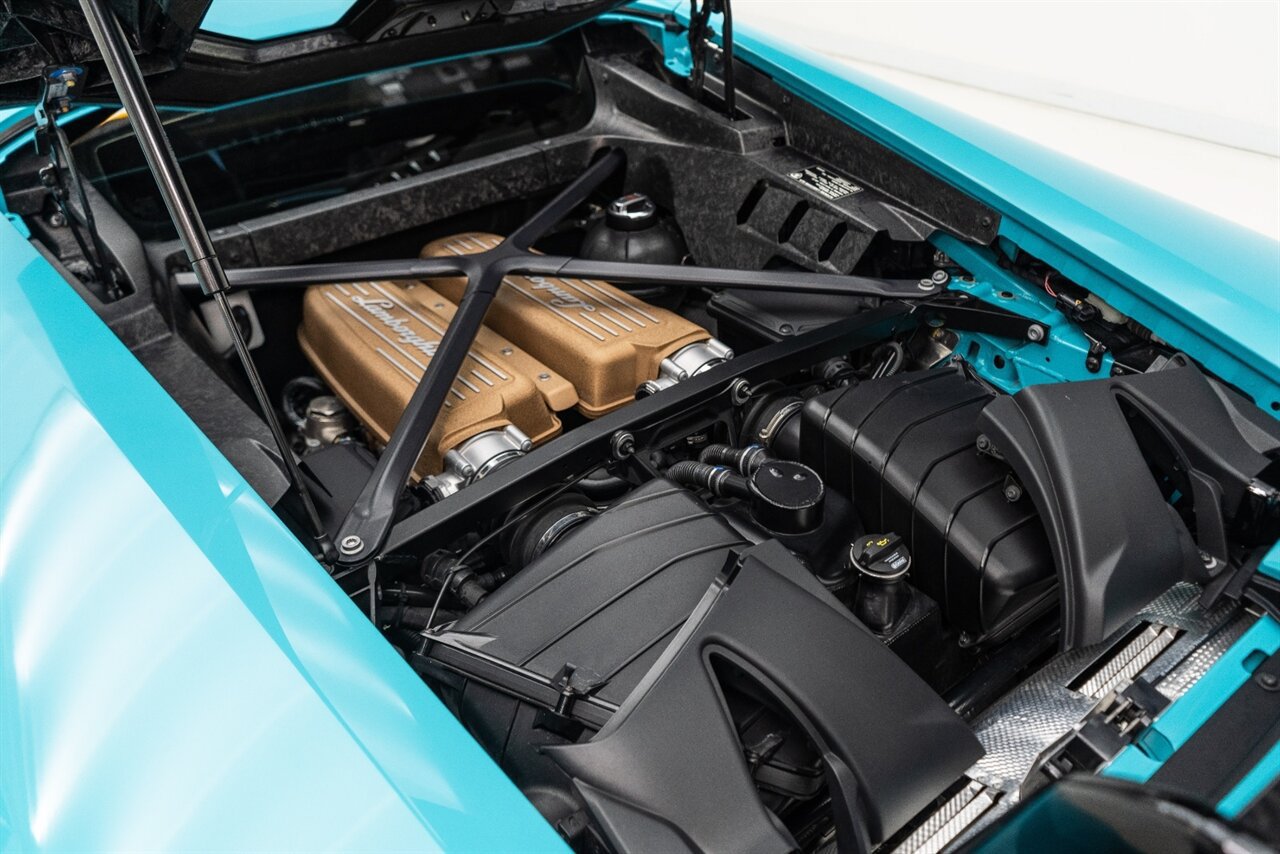 Used 2019 Lamborghini Huracan Performante AWD/4WD image 88