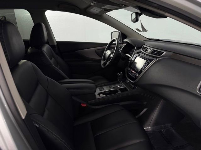 Used 2024 Nissan Murano SV image 16