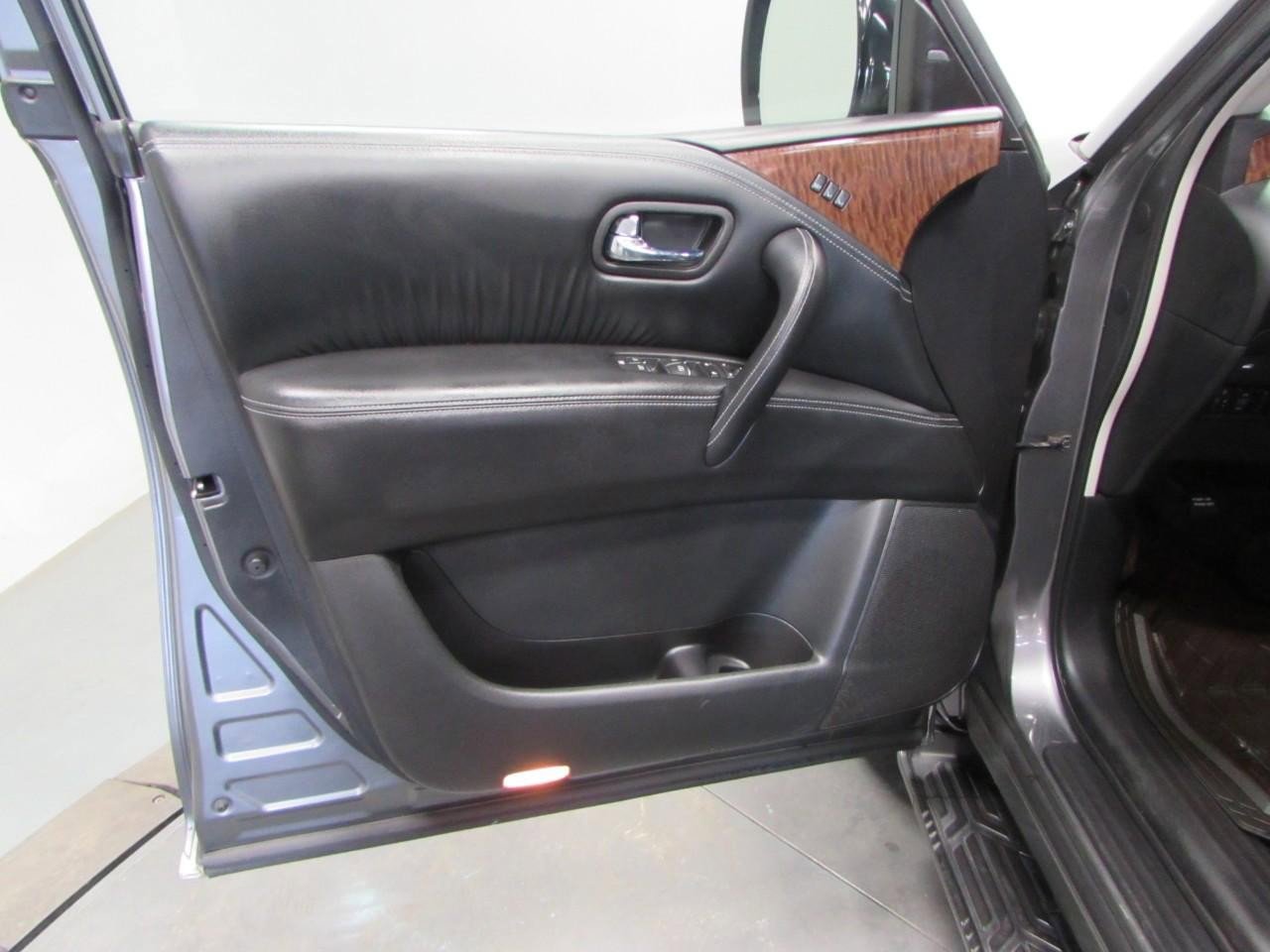 Used 2019 Nissan Armada SL w/ Premium Package image 12