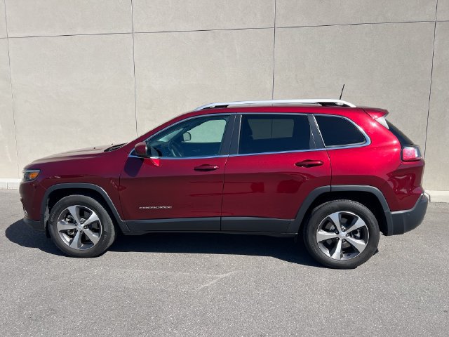 Used 2021 Jeep Cherokee Limited w/ Elite Package AWD/4WD image 4