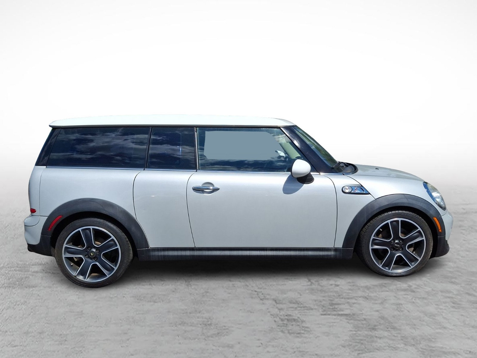 Used 2011 MINI Cooper Clubman S FWD image 7