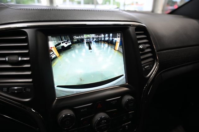 Used 2018 Jeep Grand Cherokee High Altitude AWD/4WD image 17