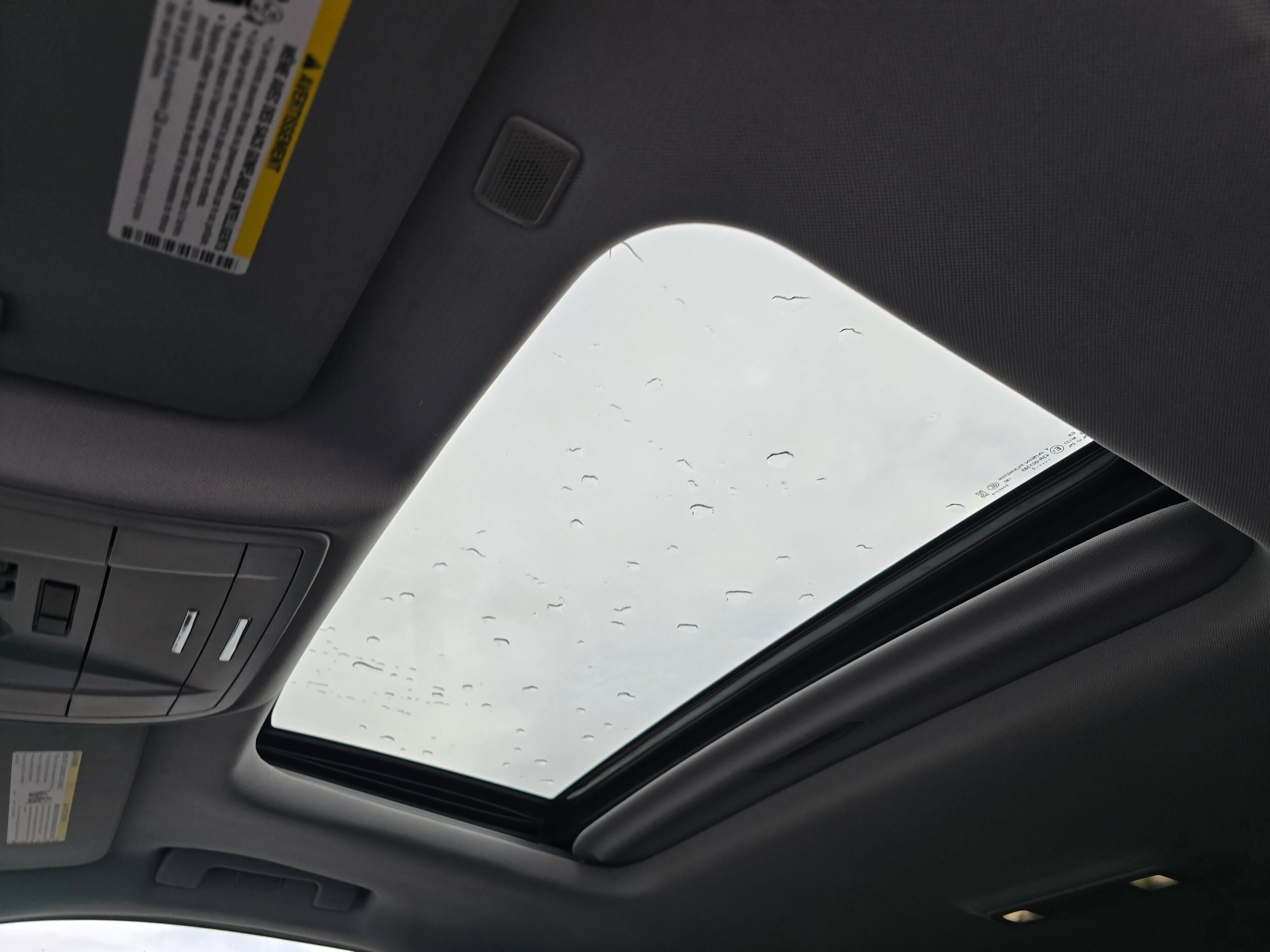 Used 2020 GMC Yukon XL Denali w/ Denali Premium Package image 22