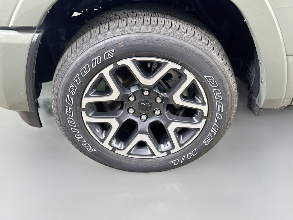 Used 2026 RAM 1500 Laramie w/ Sport Appearance Package AWD/4WD image 8