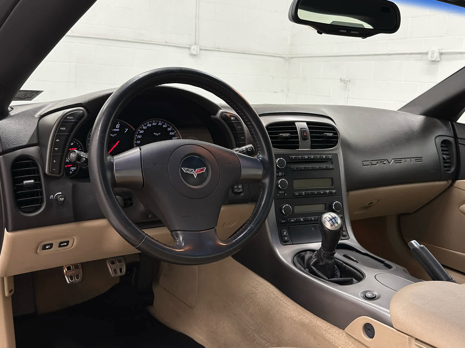 Used 2006 Chevrolet Corvette Coupe w/ Preferred Equipment Group RWD image 10