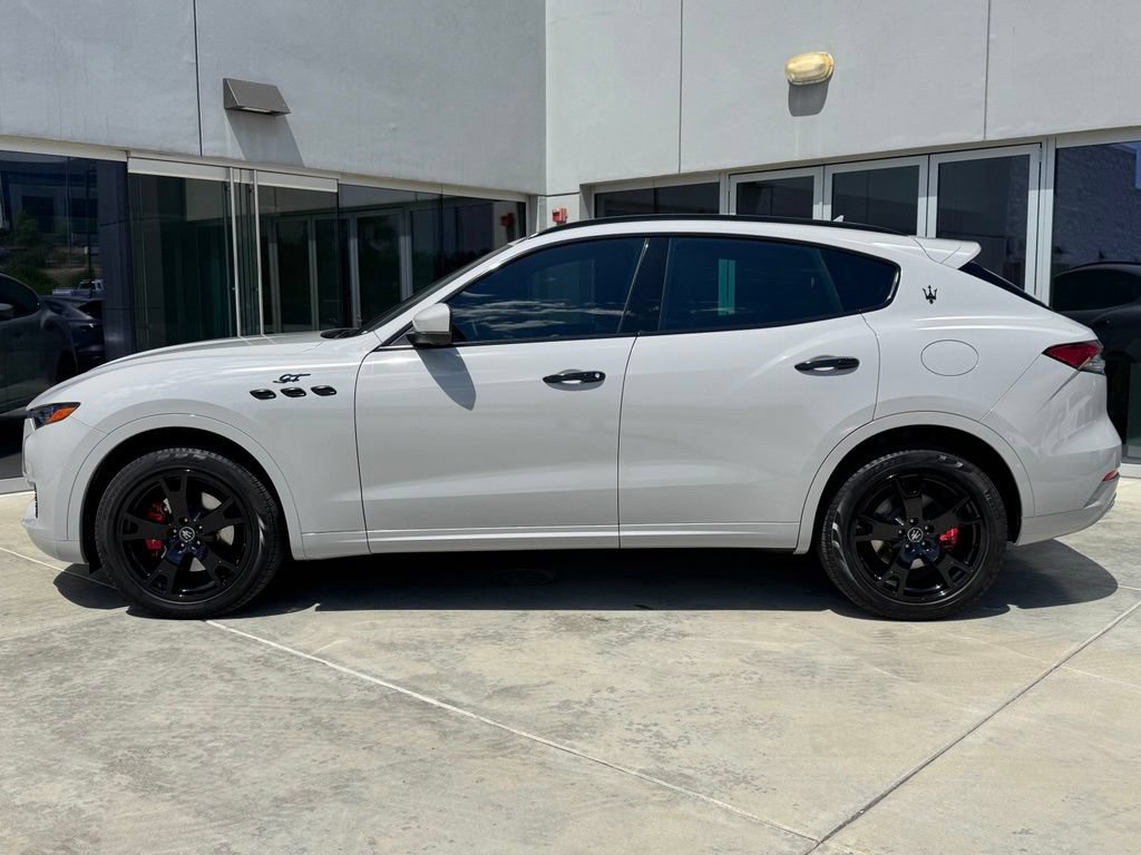 Certified 2023 Maserati Levante GT AWD/4WD image 5