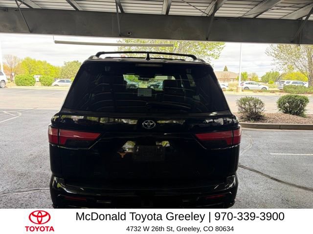 Used 2023 Toyota Sequoia Platinum AWD/4WD image 6