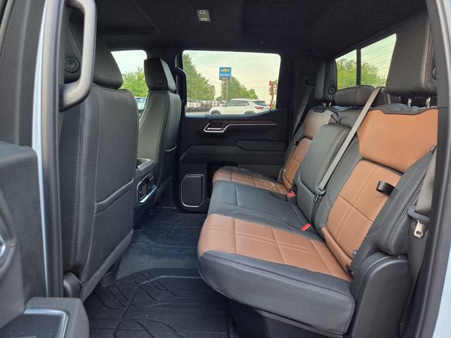Used 2026 Chevrolet Silverado 1500 High Country w/ High Country Premium Package AWD/4WD image 15