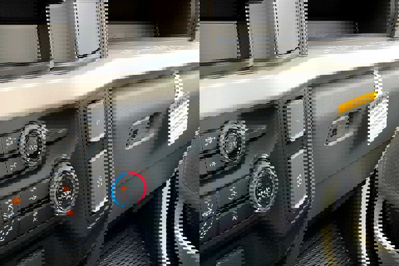 New 2026 Ford F250 XL w/ XL Chrome Package image 19