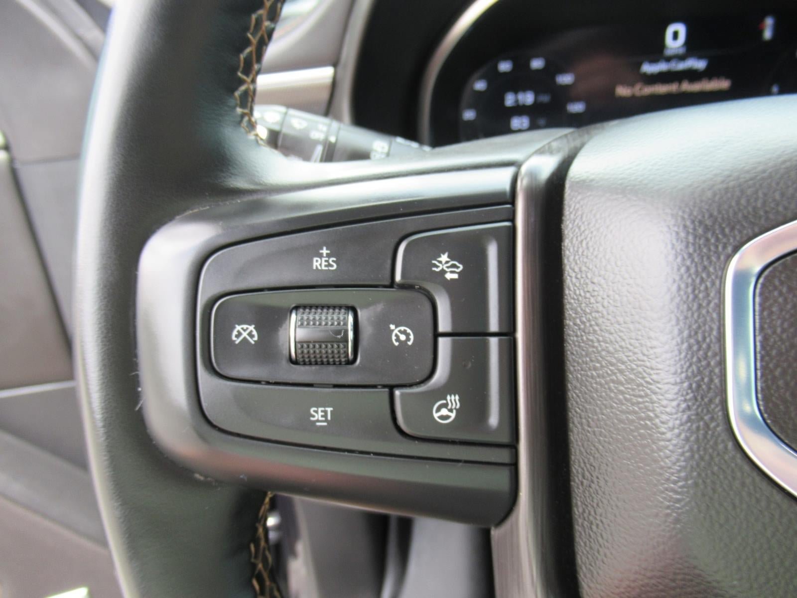 Used 2024 GMC Yukon AT4 w/ Technology Package AWD/4WD image 24