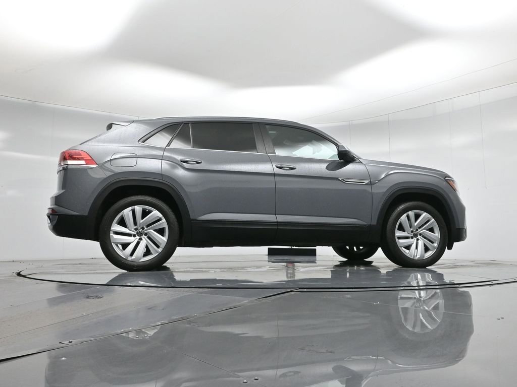 Used 2021 Volkswagen Atlas Cross Sport SE w/ Panoramic Sunroof Package image 50